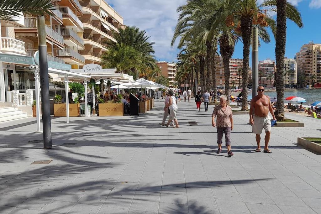 Apartment Los Locos Beach With Balcony And Wi-Fi Torrevieja Esterno foto
