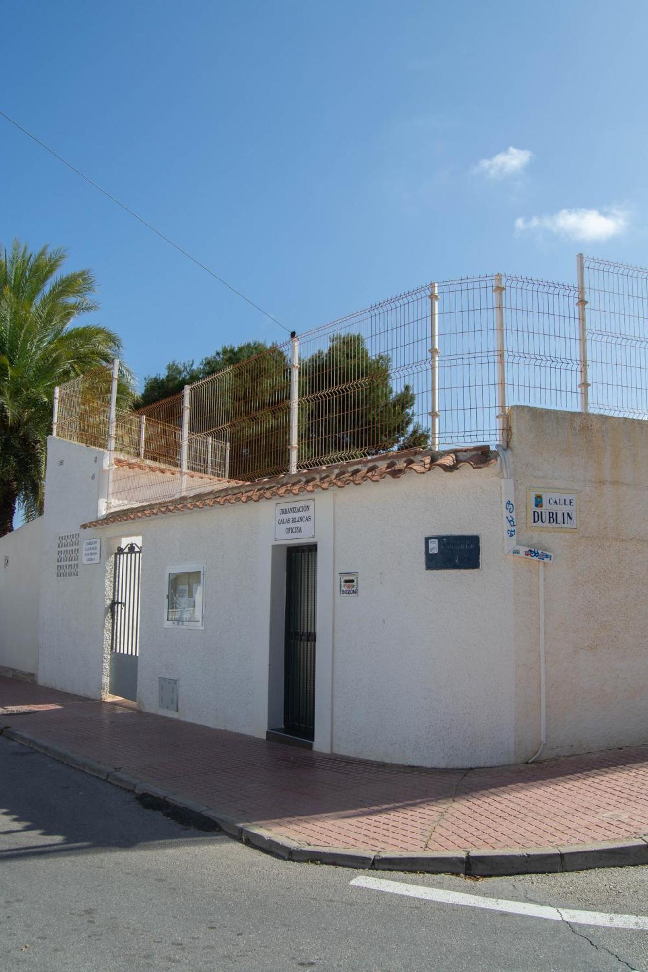 Apartment Los Locos Beach With Balcony And Wi-Fi Torrevieja Esterno foto